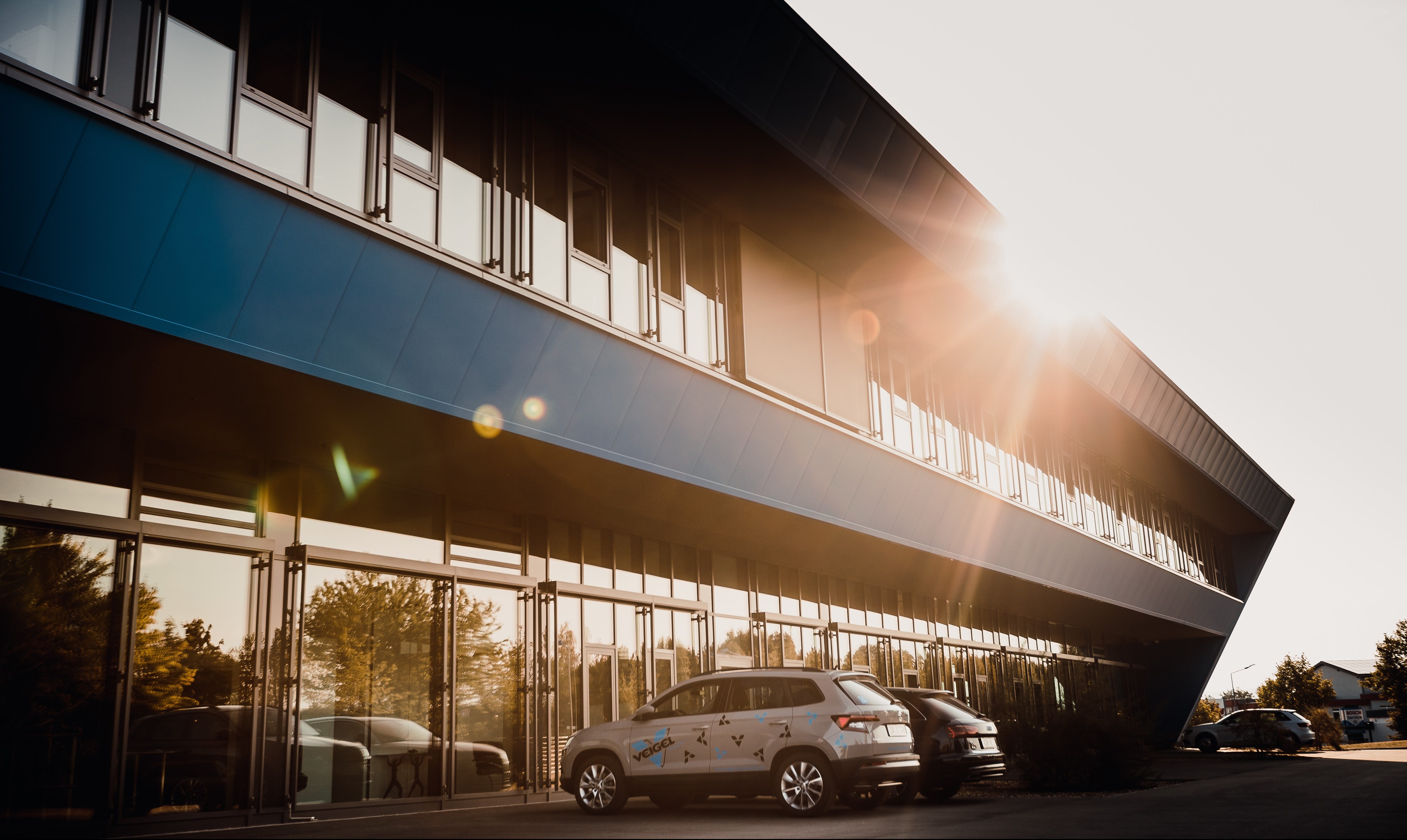 www.veigel-automotive.de